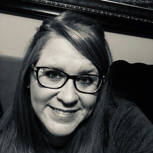 Meet your Posher, Mary julia